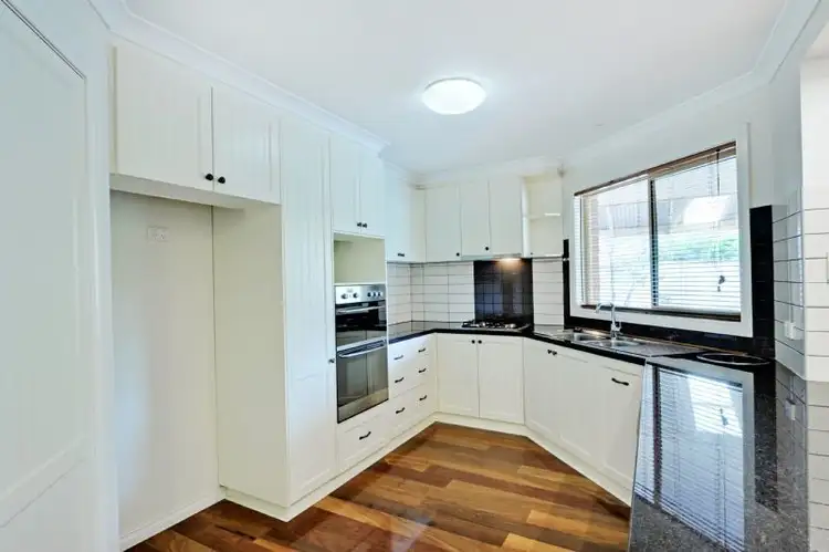 Fifth view of Homely house listing, 19 Menindee Crescent, Kialla VIC 3631