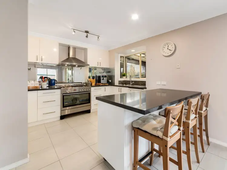 Sixth view of Homely house listing, 22 Madeleine Court, Somerville VIC 3912