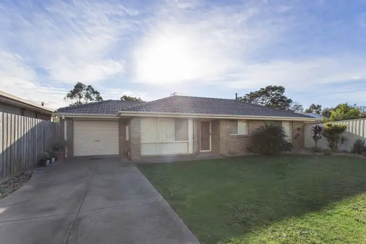 2/5 Kylie Court, Hallam VIC 3803