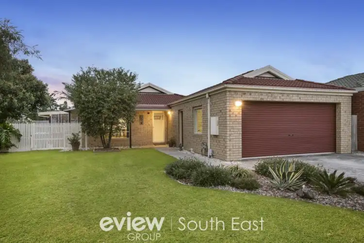 6 Forrester Walk, Narre Warren South VIC 3805