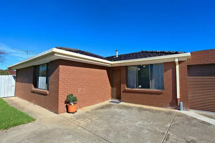 Main view of Homely unit listing, 2/19 Murray Street, Sunshine West VIC 3020