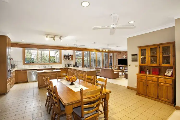 Seventh view of Homely house listing, 3 Oakdene Court, Mount Waverley VIC 3149