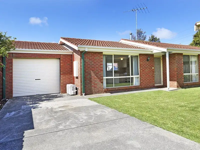 Main view of Homely unit listing, 2/5 Hindle Street, Grovedale VIC 3216