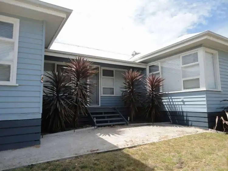 1 JANE  STREET, Venus Bay VIC 3956