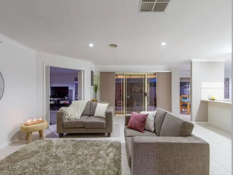 Fifth view of Homely house listing, 9 Fernleigh Court, Langwarrin VIC 3910