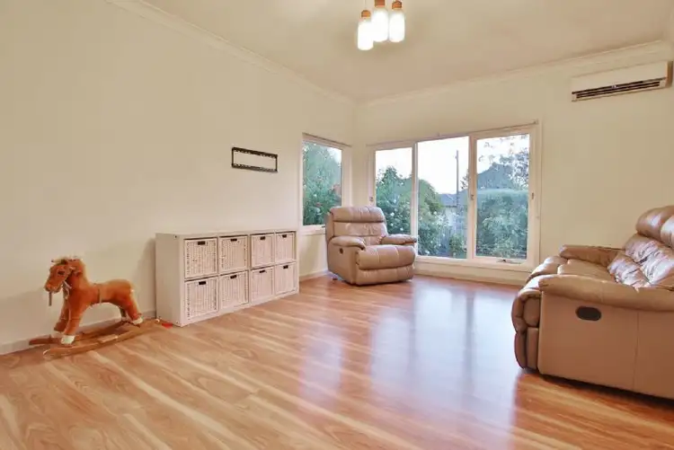 Sixth view of Homely house listing, 33 Glendale Court, Kilsyth VIC 3137