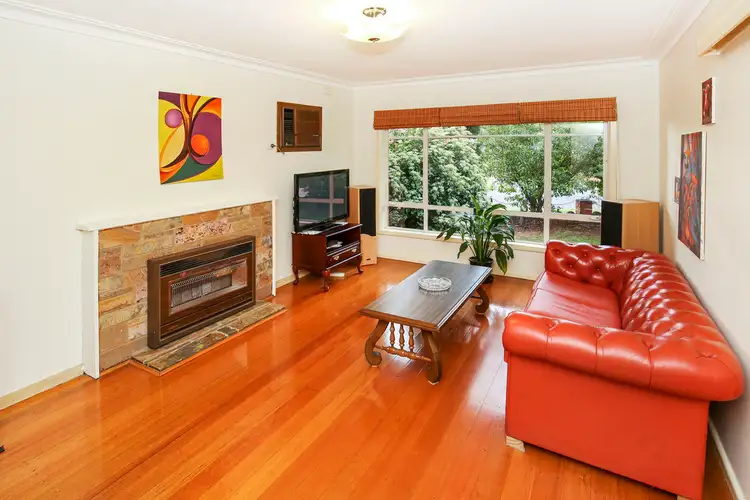 Third view of Homely house listing, 5 Elizabeth Court, Reservoir VIC 3073