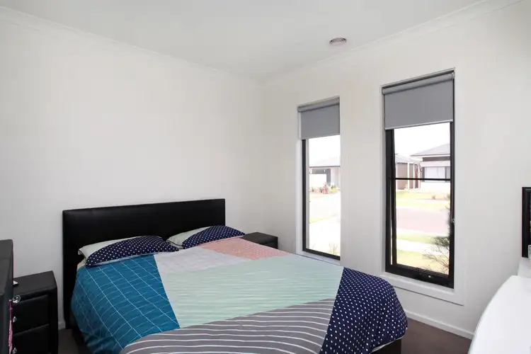 Fifth view of Homely house listing, 14 Eaglecrest Avenue, Plumpton VIC 3335