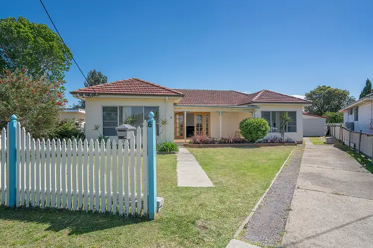 6 Iona Crescent, Jesmond NSW 2299