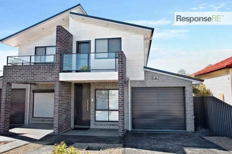 Main view of Homely semi-detached listing, 2/26 Marsden Road, St Marys NSW 2760