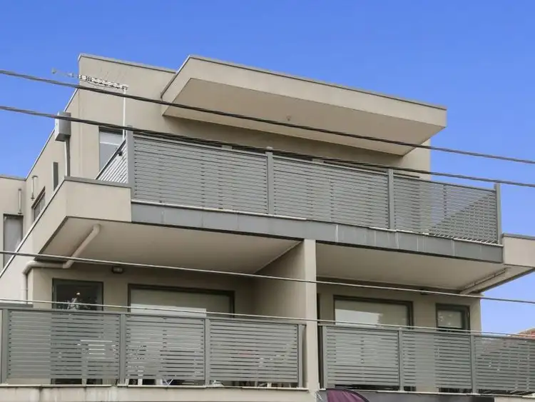 Second view of Homely unit listing, 6/289-291 Broadway, Reservoir VIC 3073
