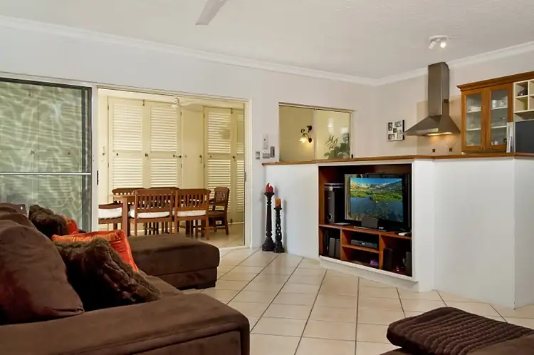 508/2 Greenslopes Street, Cairns North QLD 4870