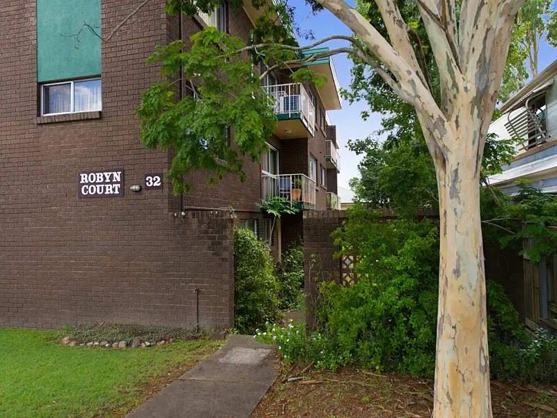 Main view of Homely unit listing, 2/32 Hood Street, Sherwood QLD 4075
