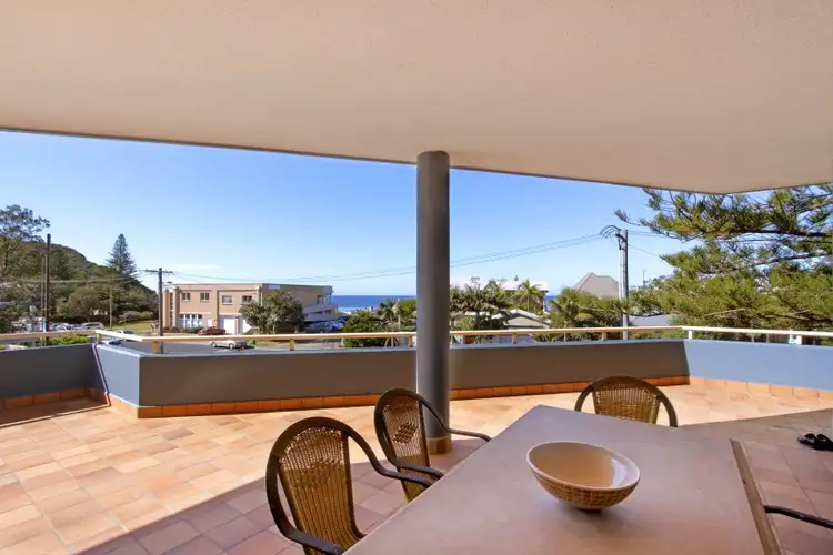Second view of Homely unit listing, 2/21 North Avoca Parade, North Avoca NSW 2260
