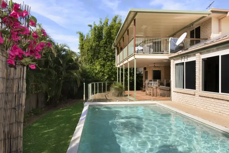 10 Willow Place, Carindale QLD 4152