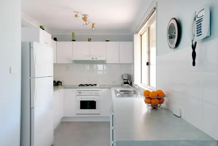 Fourth view of Homely house listing, 37 Timms Place, Horsley NSW 2530