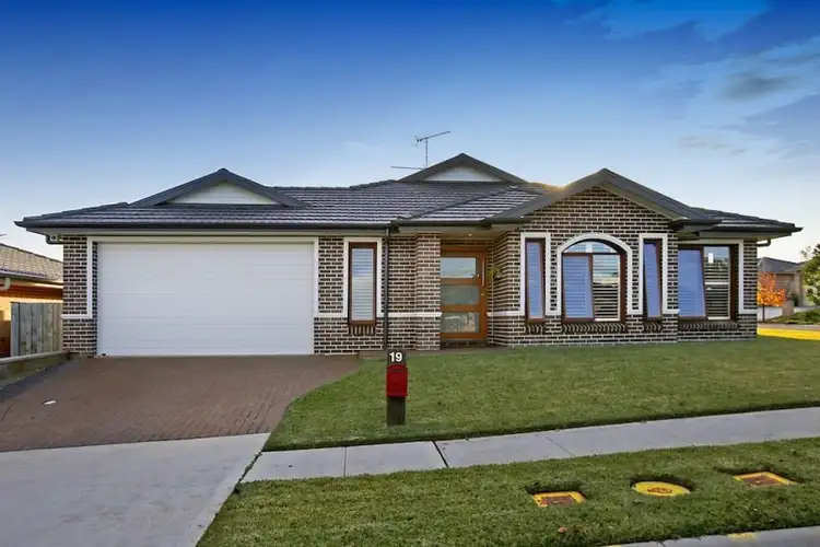 19 Dorset Street, Spring Farm NSW 2570