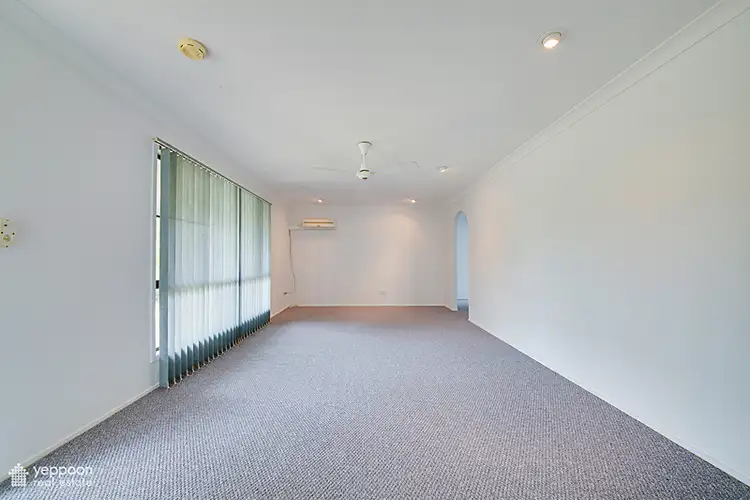 Fifth view of Homely house listing, 8 Lyndall Drive, Lammermoor QLD 4703