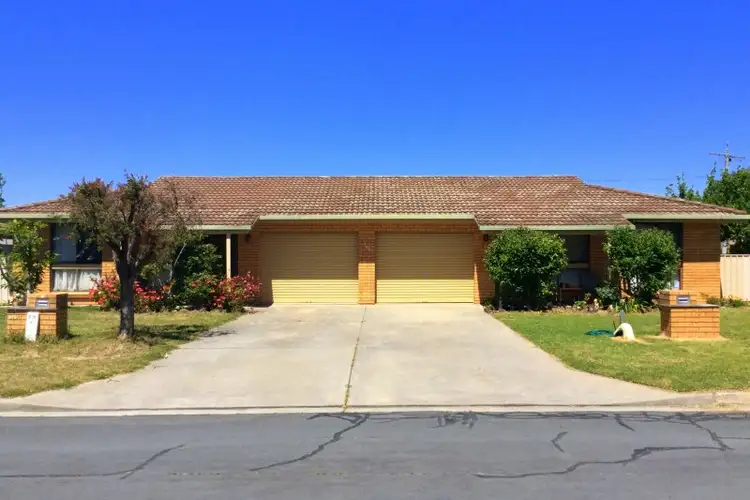 1 & 2/365 Sandrina Drive, Lavington NSW 2641