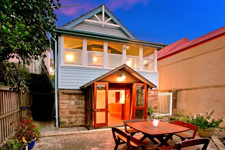 15 Clifford Avenue, Fairlight NSW 2094