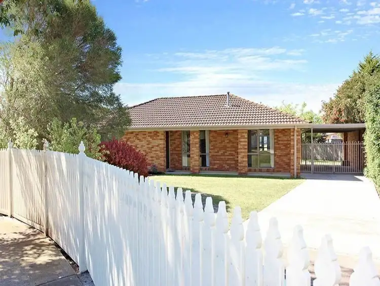 4 Mary Court, Somerville VIC 3912