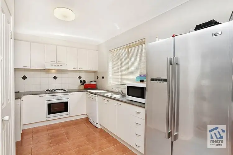 14 Jolley Rise, Melton West VIC 3337