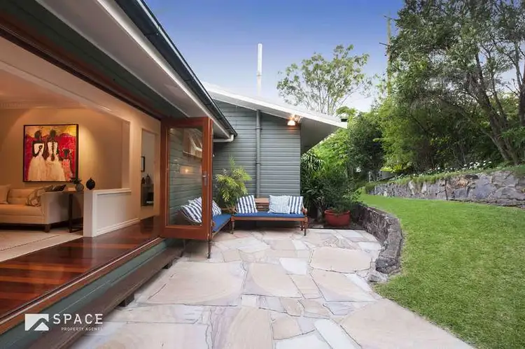 55 Outlook Crescent, Bardon QLD 4065