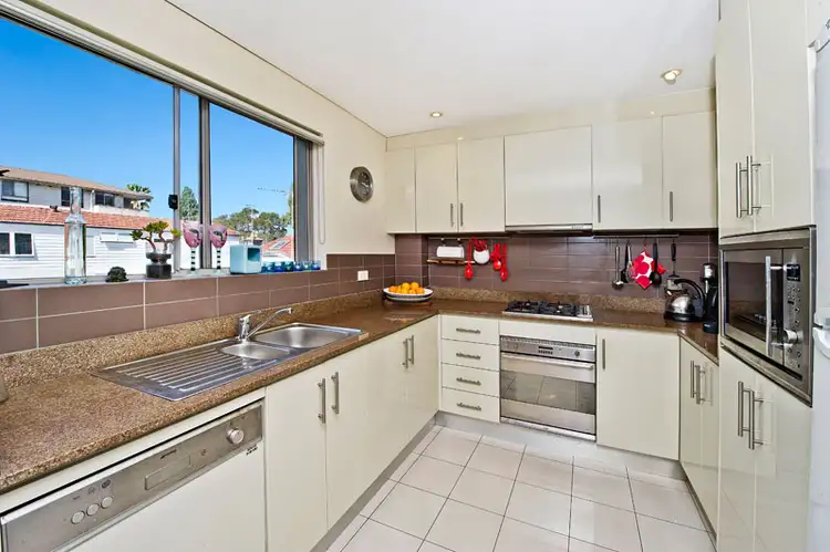 Fourth view of Homely apartment listing, 5/86 Wellington Street, Bondi Beach NSW 2026