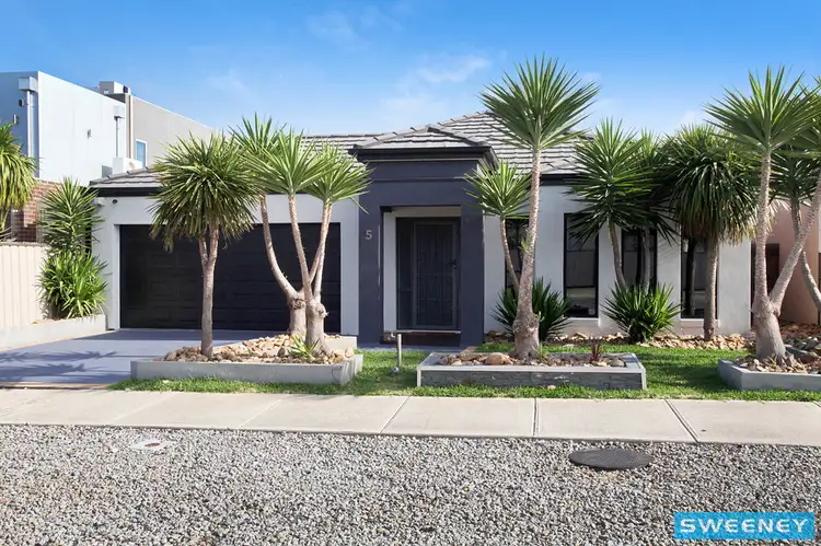 Main view of Homely house listing, 5 Barton Road, Burnside Heights VIC 3023