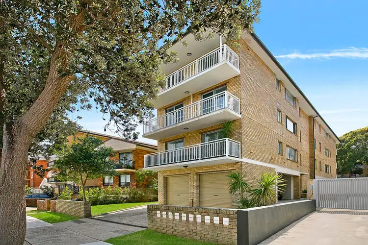 Fifth view of Homely apartment listing, 8/27 Wallis Parade, North Bondi NSW 2026