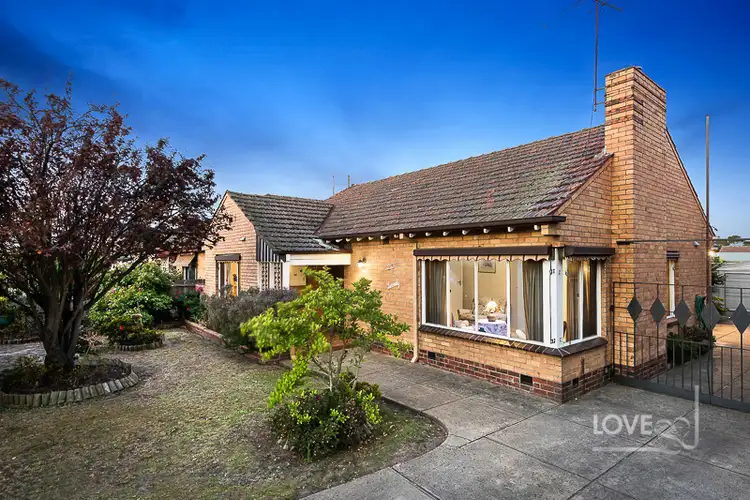 20 Acheron Avenue, Reservoir VIC 3073