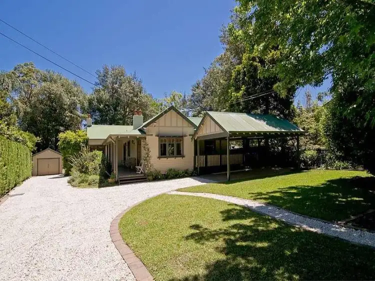 246 Bobbin Head Road, North Turramurra NSW 2074