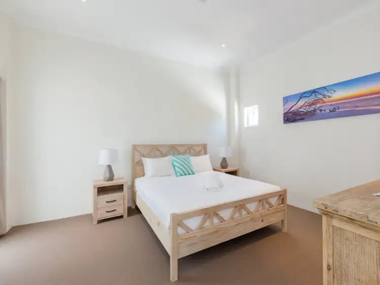 Fifth view of Homely unit listing, 16 Noosa Drive, Noosa Heads QLD 4567
