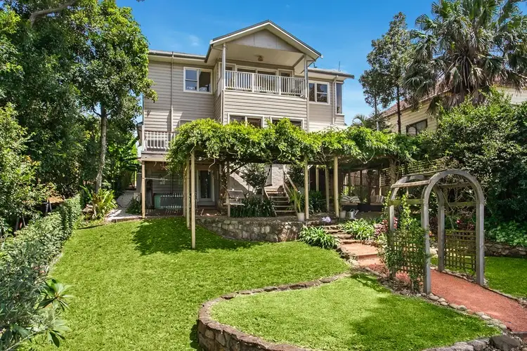 19 McKenzie Avenue, Wollongong NSW 2500