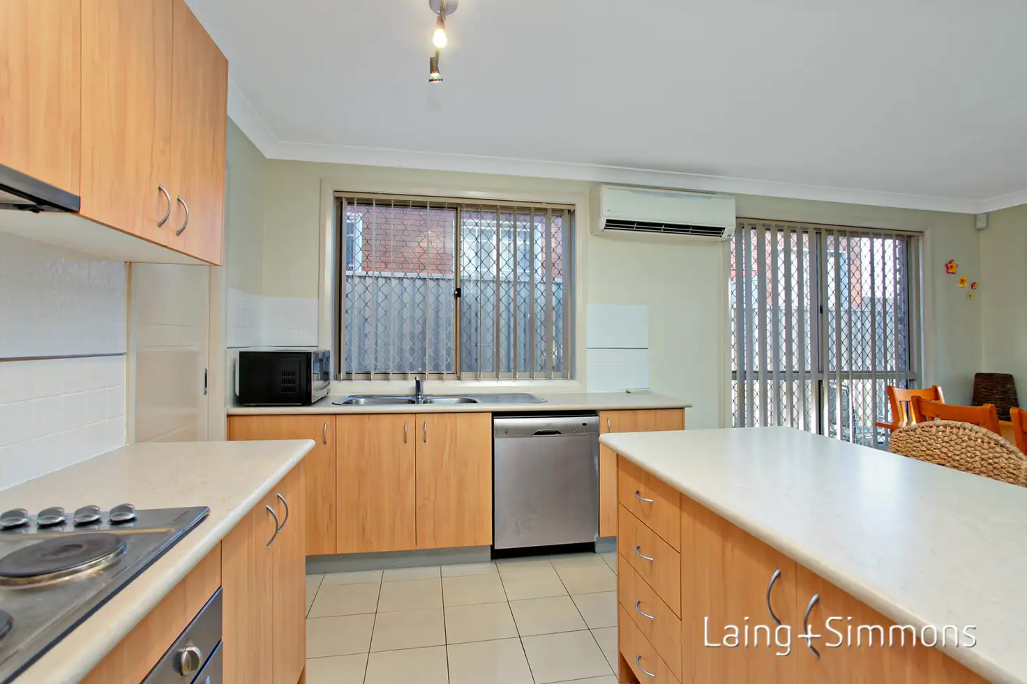 Main view of Homely townhouse listing, 10/164-166 Canberra Street, Oxley Park NSW 2760