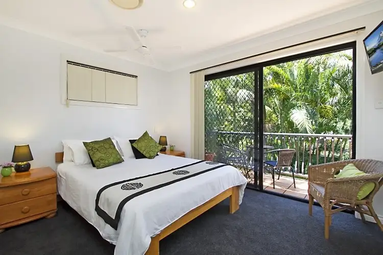 Sixth view of Homely villa listing, 2/115 Seagull Avenue, Mermaid Beach QLD 4218