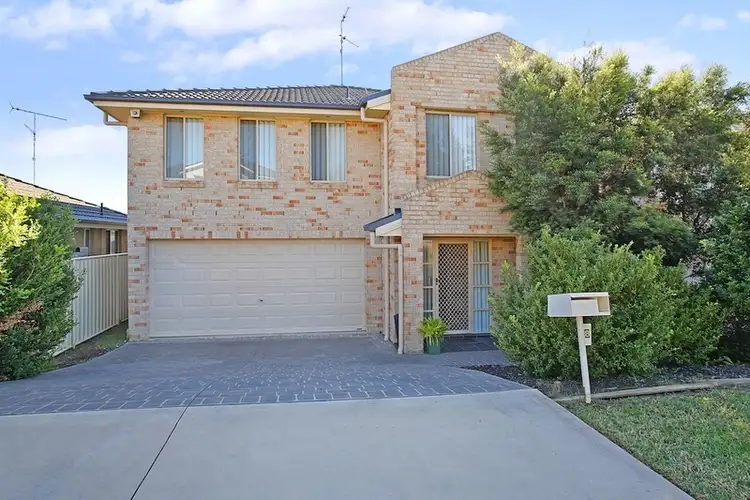 8 Decora Street, Mount Annan NSW 2567