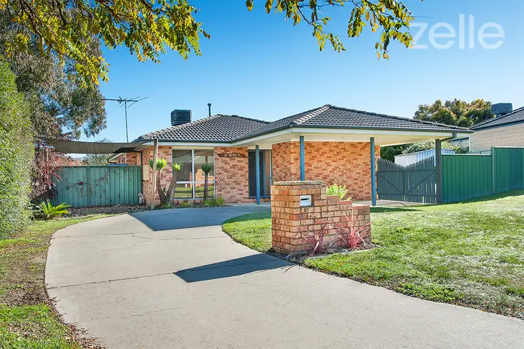 27 Meyer Place, Thurgoona NSW 2640