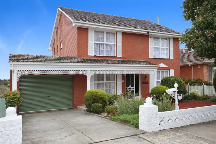 17 Eagle Avenue, Kingsbury VIC 3083