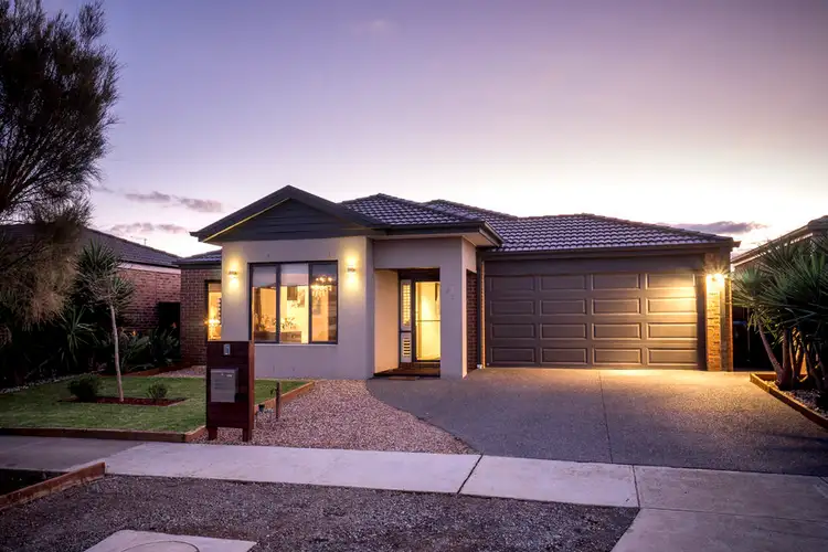 Second view of Homely house listing, 4 Kalara Court, Tarneit VIC 3029