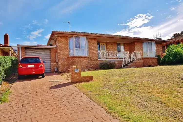 33 Landale Drive, Strathdale VIC 3550