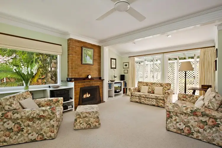 43 Provincial Road, Holland Park QLD 4121