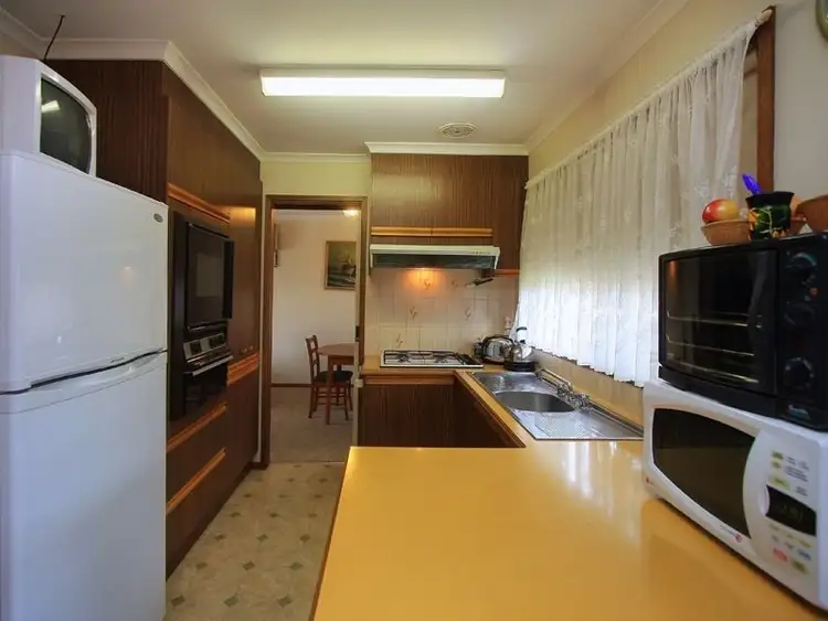 Fifth view of Homely unit listing, 18/42 Eramosa Road East, Somerville VIC 3912