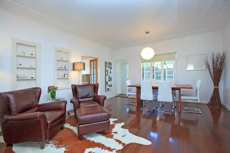 42 Geelong Avenue, Holland Park QLD 4121