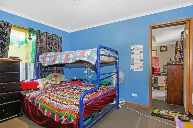 Sixth view of Homely house listing, 4 Pearce Court, Tallangatta VIC 3700