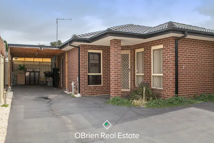 2/6 Scullin Street, Dandenong North VIC 3175
