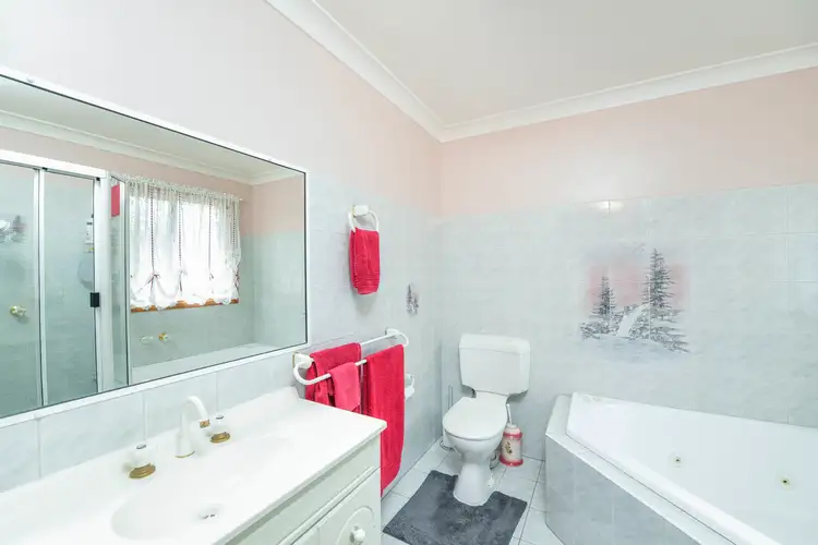 Third view of Homely house listing, 5 Gudgenby Close, Palmerston ACT 2913
