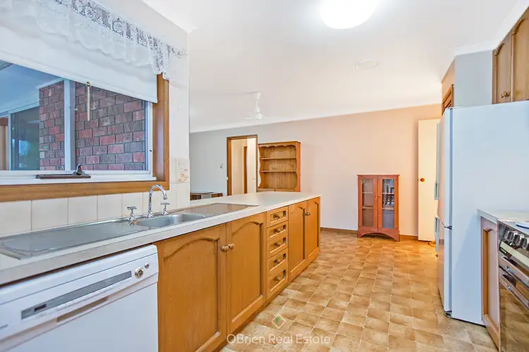 Sixth view of Homely house listing, 10 McLean Street, Drouin VIC 3818