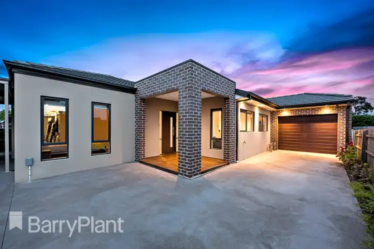2/19 Glendenning Street, St Albans VIC 3021