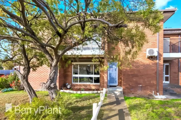 6/217 Main Road West, St Albans VIC 3021